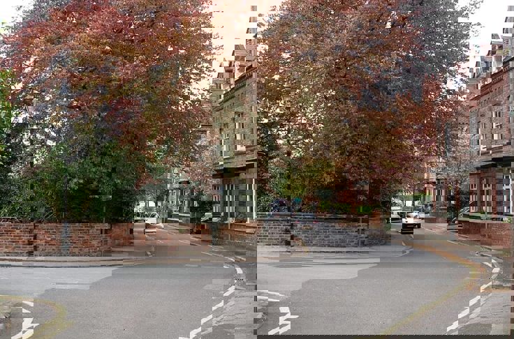 Corner Of Normans Place Lyme Grove, Altrincham Panoramio Resized